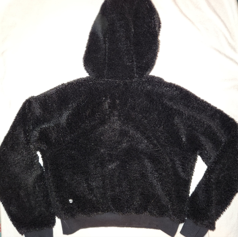 lululemon Textured Fleece 1/2 Zip In Black. Size 6. W3FLRS - Picture 3 of 3